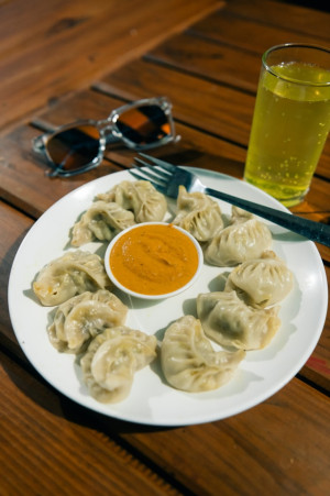 jhol momo